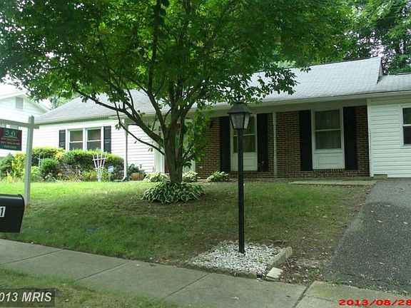 3rd image of 9121 Grandhaven Ave