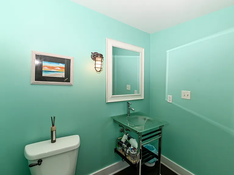 353 W 4th St #501 — Photo 24