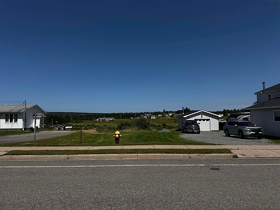 2nd image of Highway 320