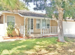 11821 La Reina Ave, Downey, CA 90241