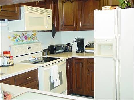 5th image of 621 Marina Point Dr #6210