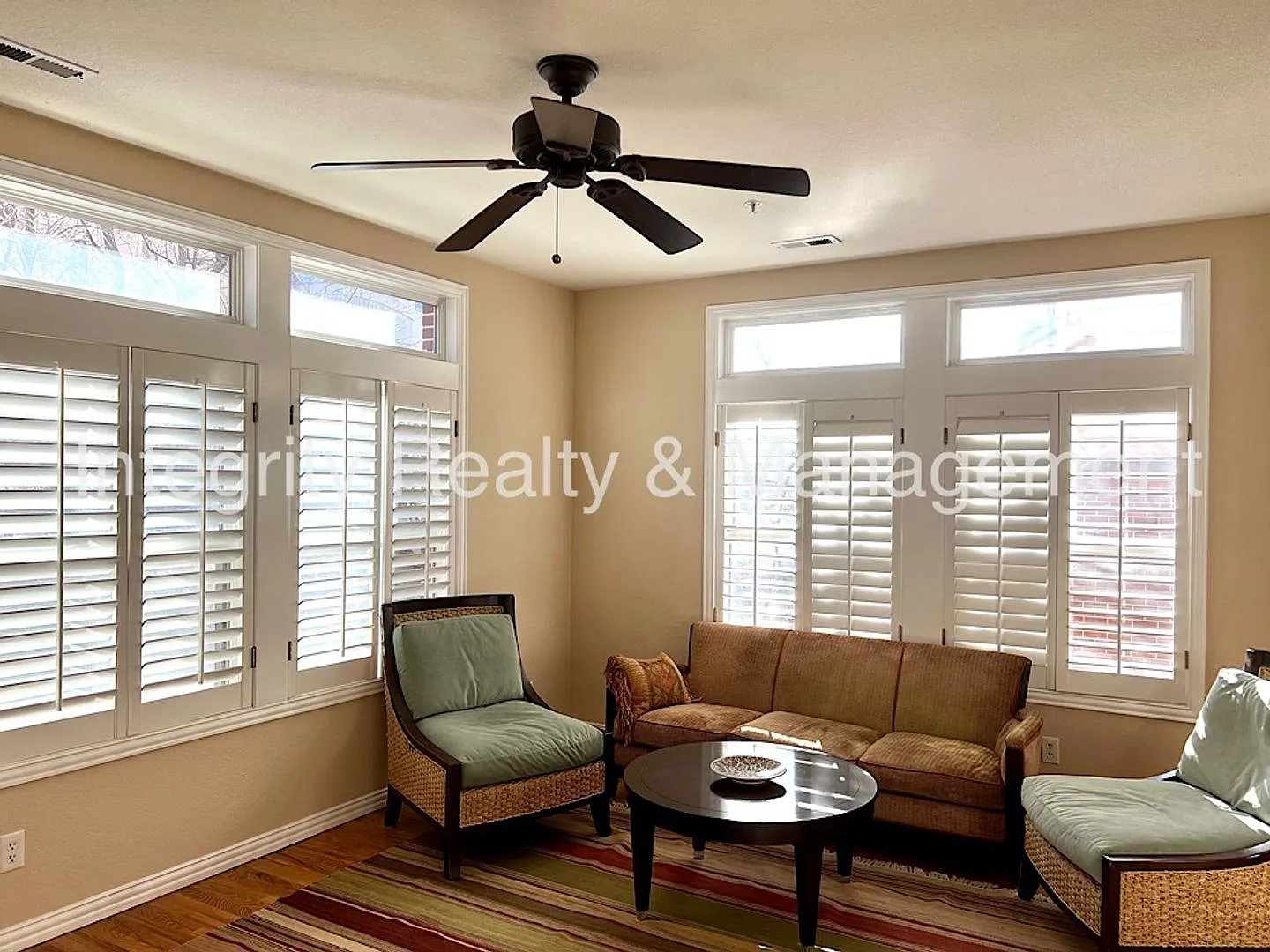 2 Bed/2.5 Bath, 1,560 Sqft - 3710 E 1st Ave #C Denver, CO 80206 — Photo 3