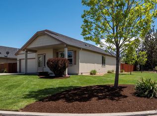 1882 NW Quince Tree Pl, Redmond, OR 97756