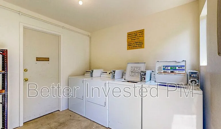 5222 Fulton Rd #7 — Photo 11