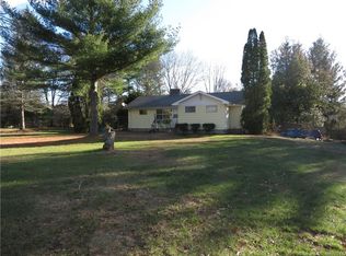 8 Pine Rd, Colchester, CT 06415