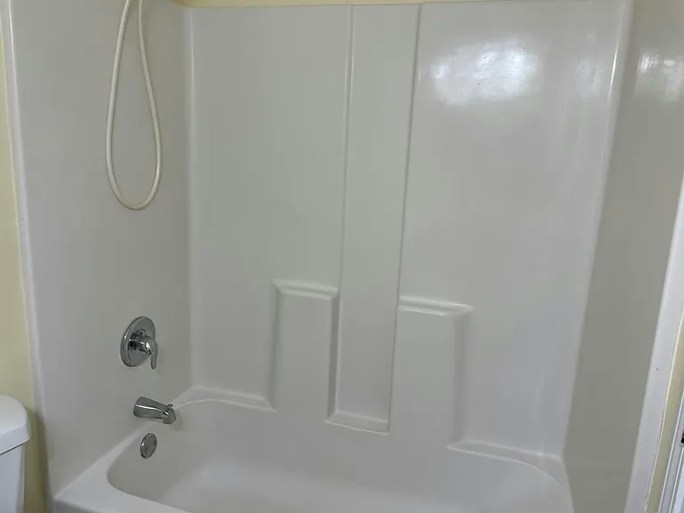 6910 Damascus Rd — Photo 3