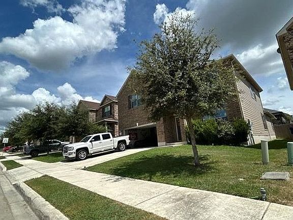 5th image of 512 Landmark Fls