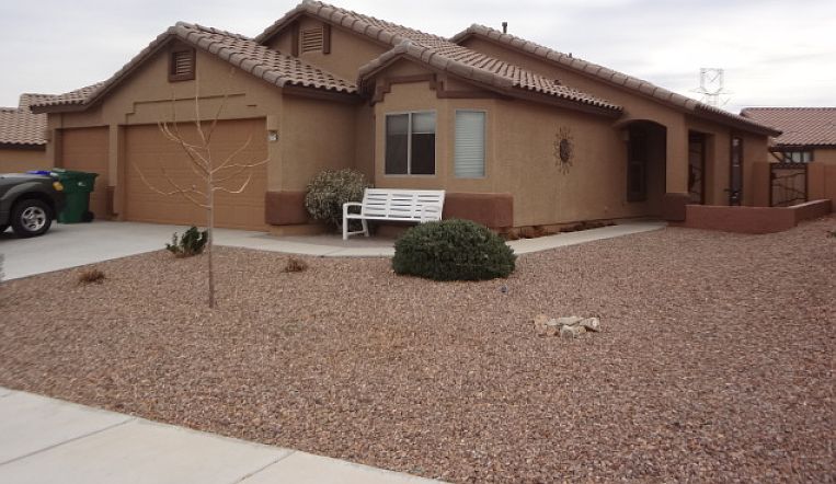 1st image of 775 W Calle Coroza