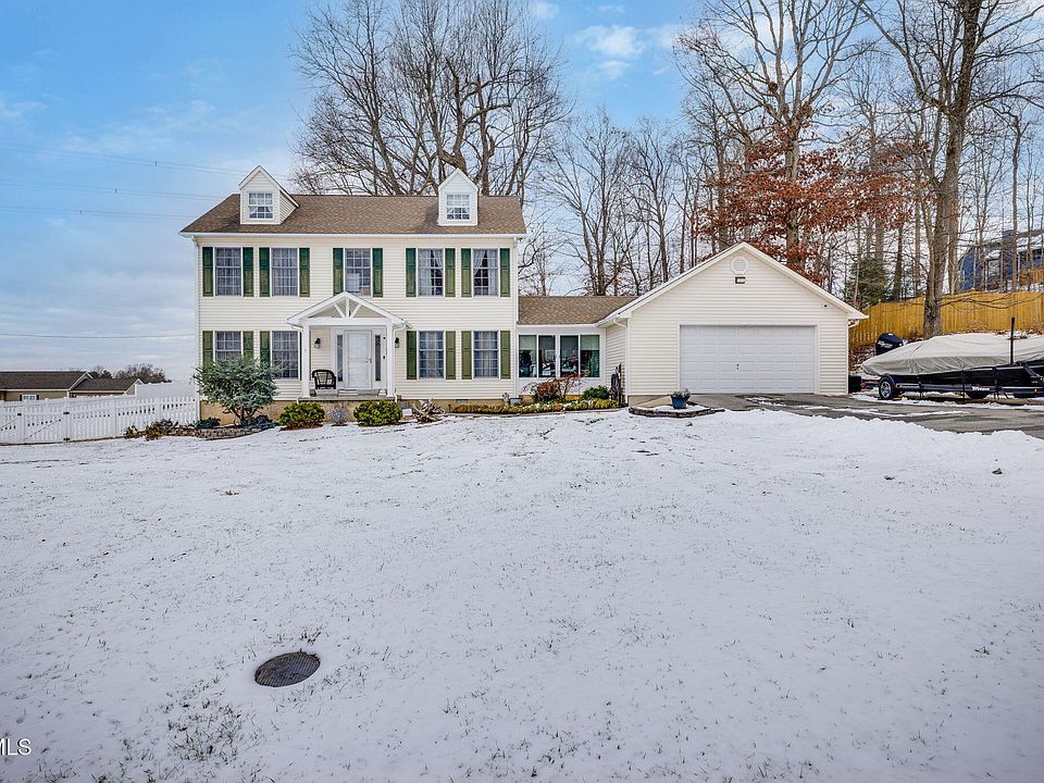 1st image of 124 Harmony Acres Dr E