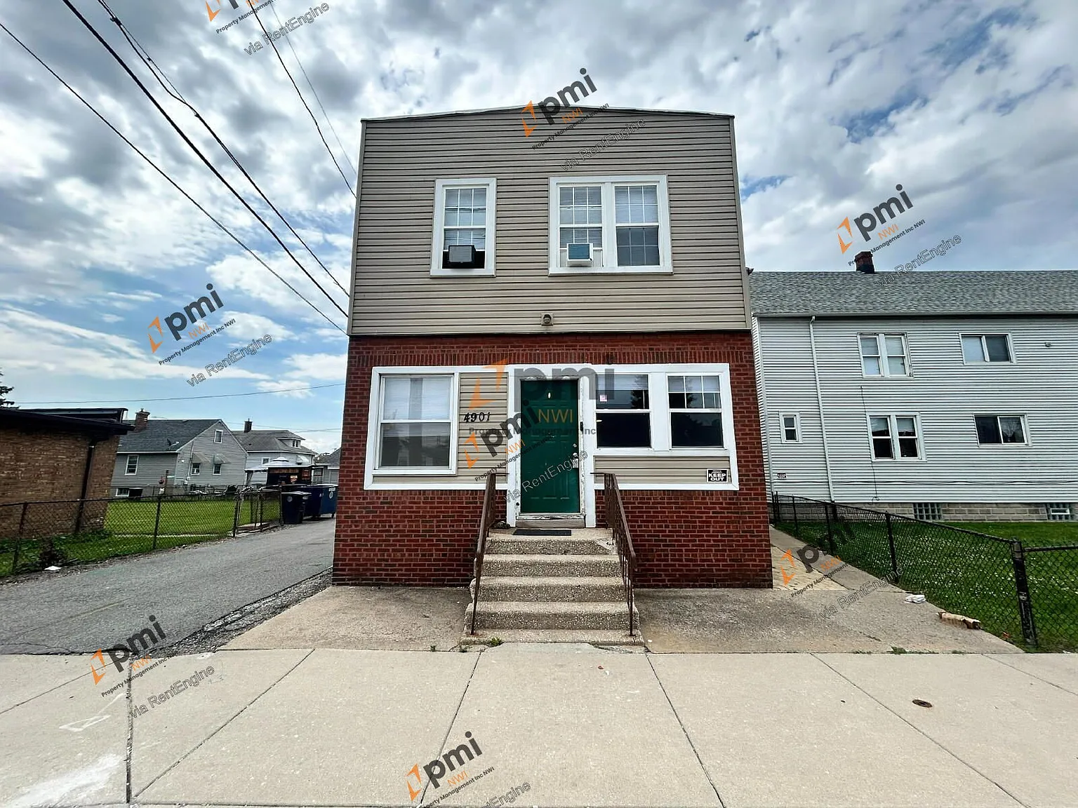 3 bed, 1.0 bath, 850 sqft, $1,150 — Photo 1