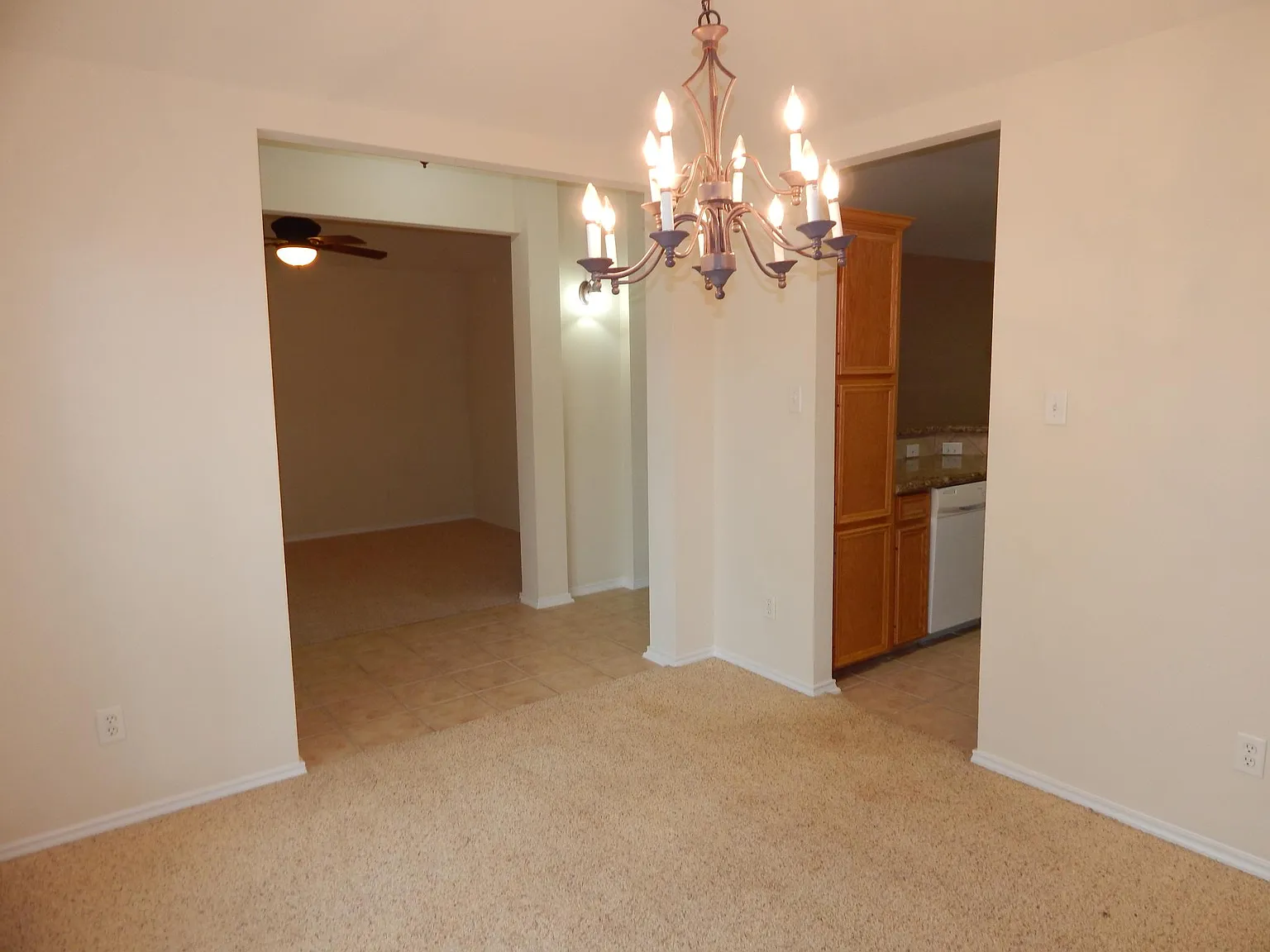 3 bed, 1741 sqft, $1,700 — Photo 2
