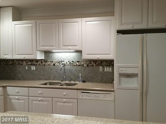 Beautiful back splash