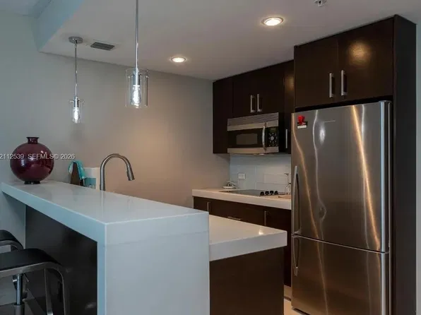 17315 Collins Ave #705, North Miami Beach, FL 33160