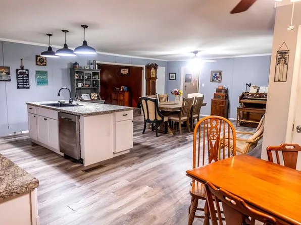 2007 Franklin Ave, Bonham, TX 75418