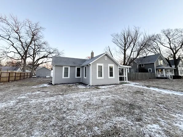2114 8th St, Columbus, NE 68601