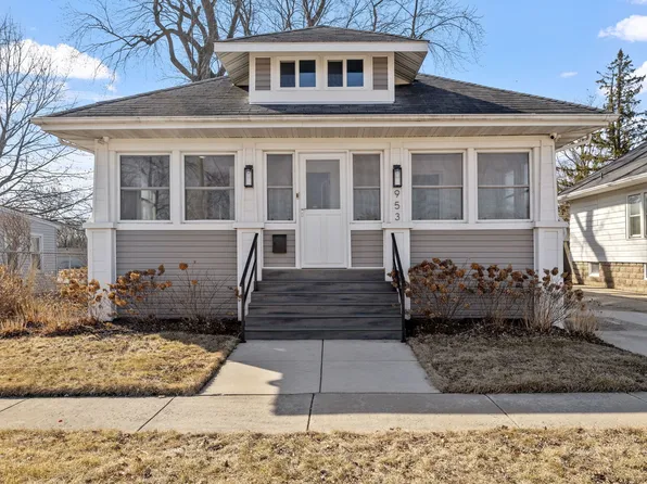 953 E North St, Morris, IL 60450