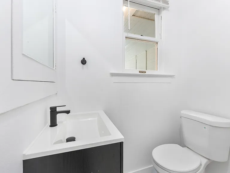 1915 NE 16th Ave #3 — Photo 16