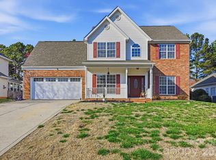 140 Samdusky Ln, Mooresville, NC 28117