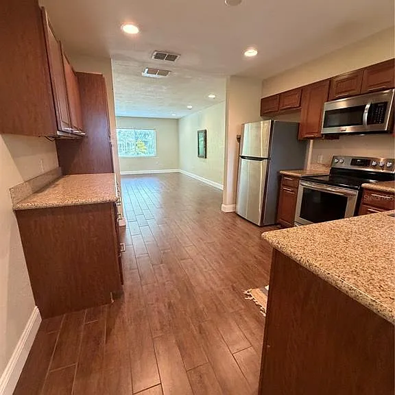 1120 Palmer St — Photo 6