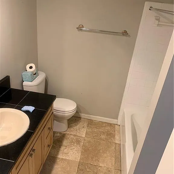 2612 San Pedro St #102 — Photo 4