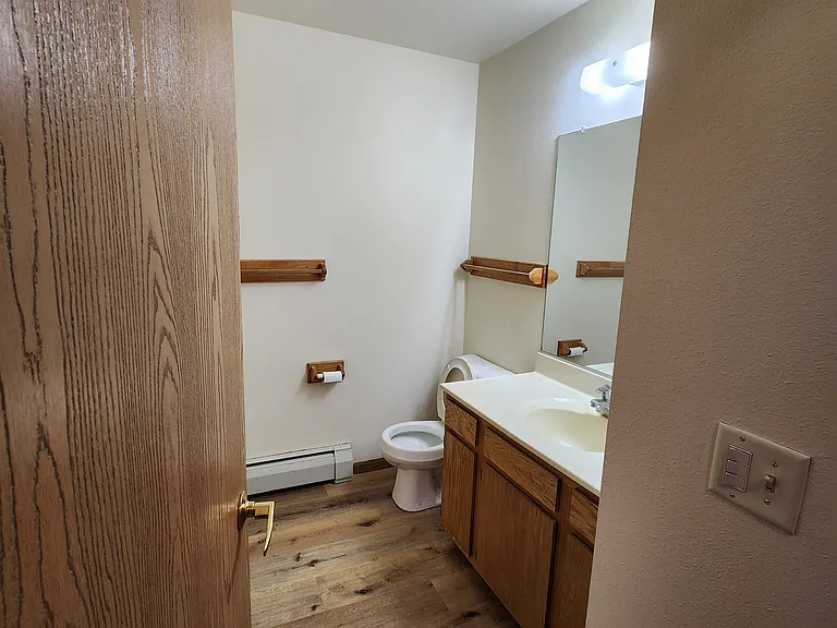 2330 E Hamilton Ave — Photo 7