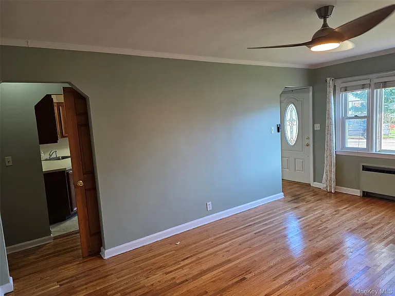 220 Raff Ave — Photo 7