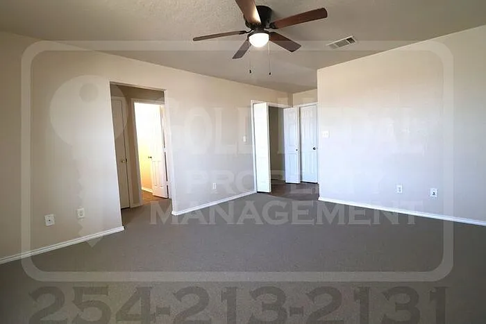 3412 Cantabrian Dr #C — Photo 2