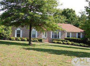 1029 Nina Dr, Springfield, TN 37172