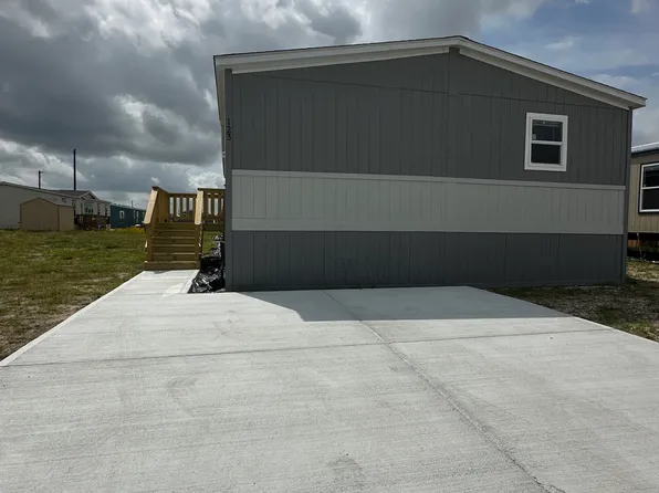 Labelle Plan, The Landing at Pearland