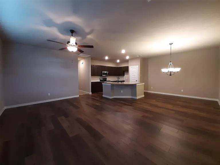 25148 Pacific Wren Dr — Photo 2