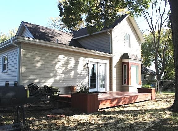 2nd image of 310 Vilas St