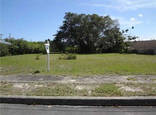 1727 N 11th St, Lake Worth, FL 33462