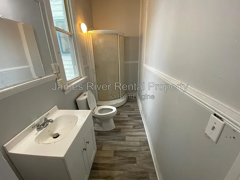 1003 Floyd St #2 — Photo 12