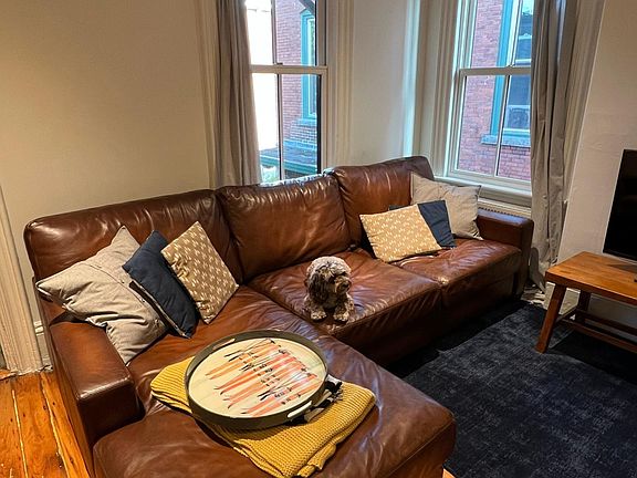 Living room photo 1
