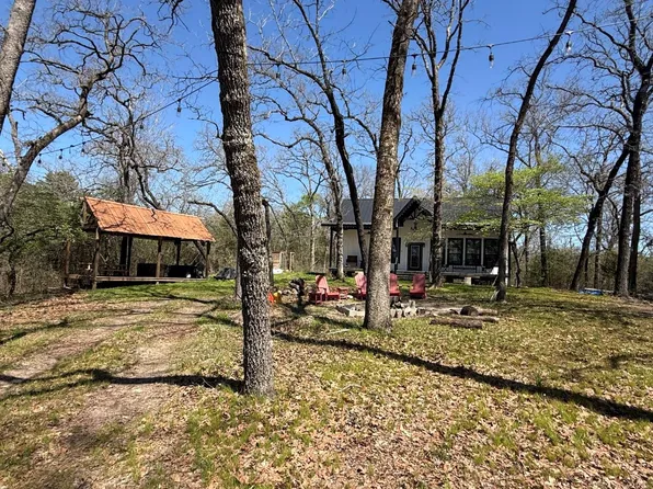 1922 County Road 261, Oakwood, TX 75855