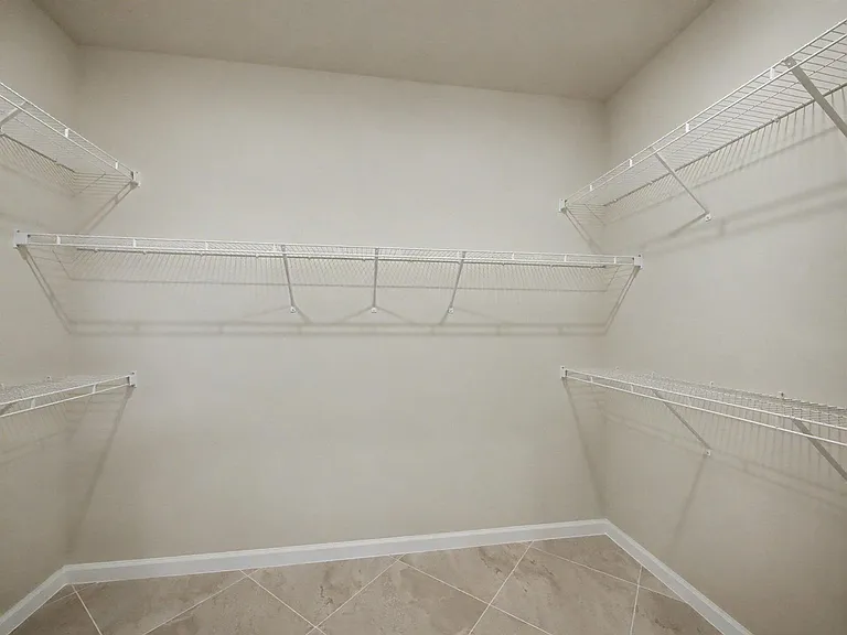 14172 SW Incarnadine Ln — Photo 8