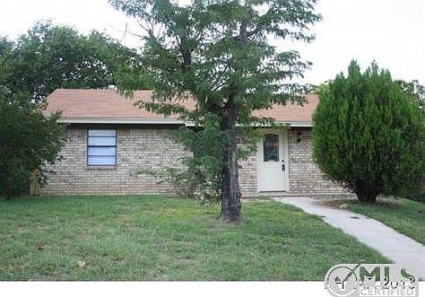 1st image of 925 Marilyn Dr