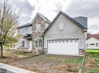 712 Weatherby Dr, Deptford, NJ 08096