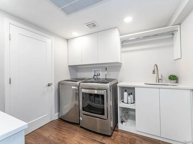266 Rockaway Tpke — Photo 28