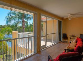 2120 Cay Lagoon Dr APT 221, Naples, FL 34109
