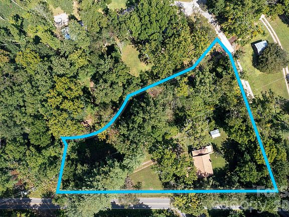 3rd image of 178 Shope Creek Rd