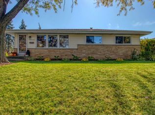 N84W15121 James Ave, Menomonee Falls, WI 53051