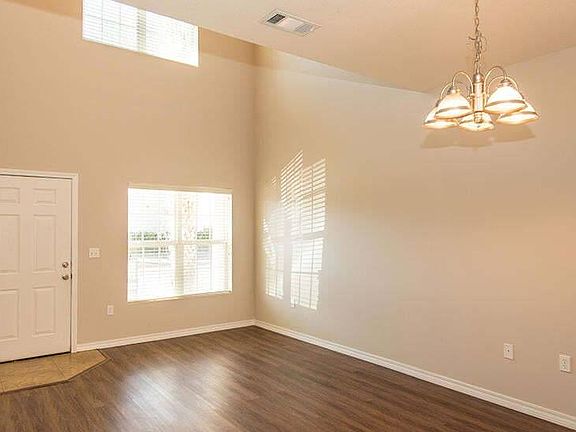 4th image of 1514 Bentley Cir