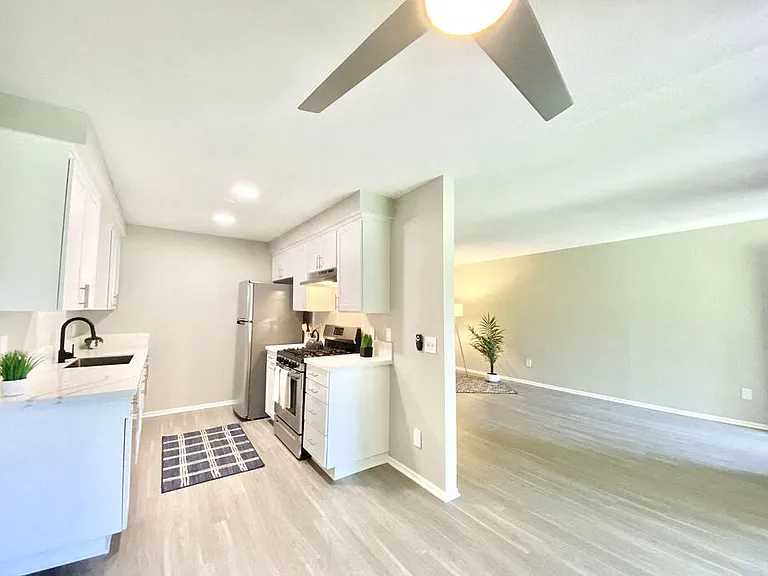 The BLVD Apartments — Photo 15