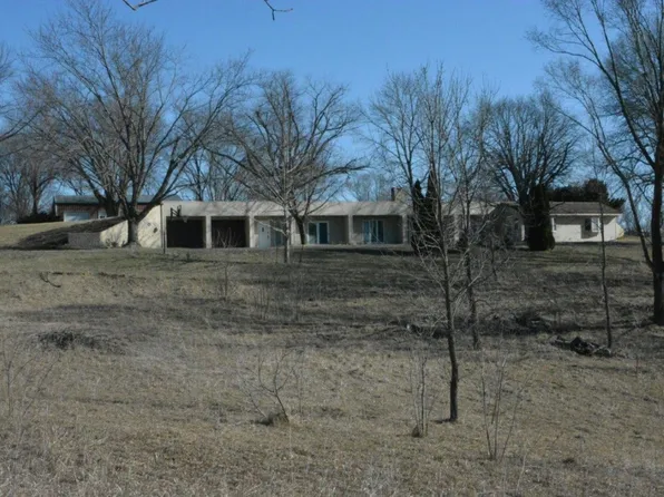 7103 Morningside Ave, Sioux City, IA 51106