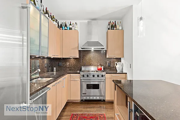 Sold by NextStopNY | media 4