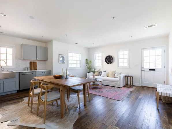 6111 S Harcourt Ave, Los Angeles, CA 90043