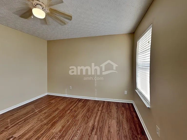 103 Spring Brook Ct — Photo 21