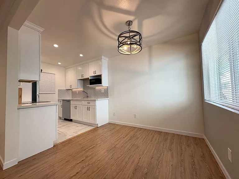 Renovated 1BD/1BA in Palo Alto | Prime Location! — Photo 3