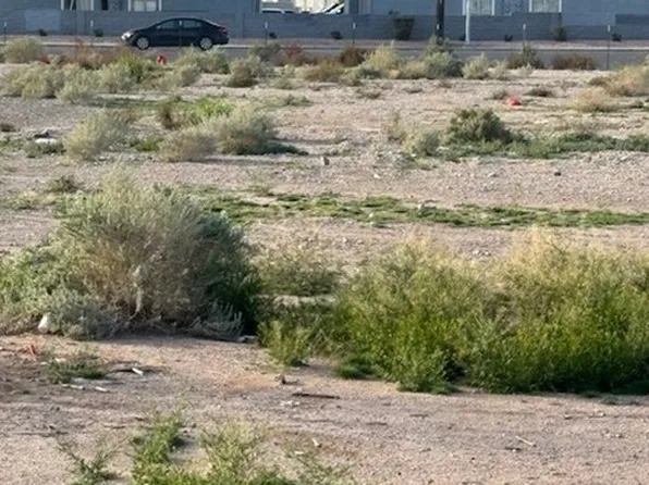 4182 E Lake Mead Blvd, Sunrise Manor, NV 89115